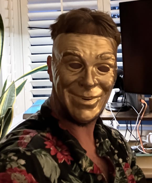 Artist’s gold-mask reference